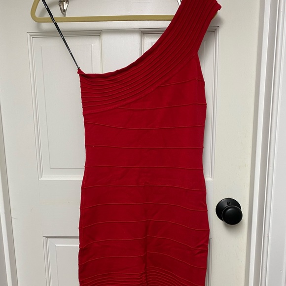 Forever21 Fitted Red Mini/Midi Dress - Picture 2 of 4